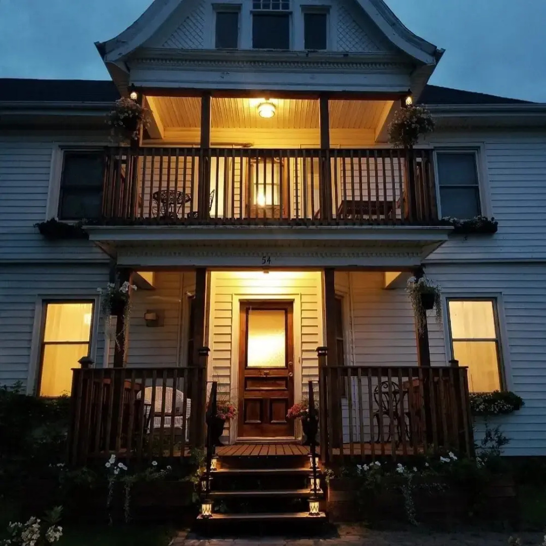 Weeping Willow House