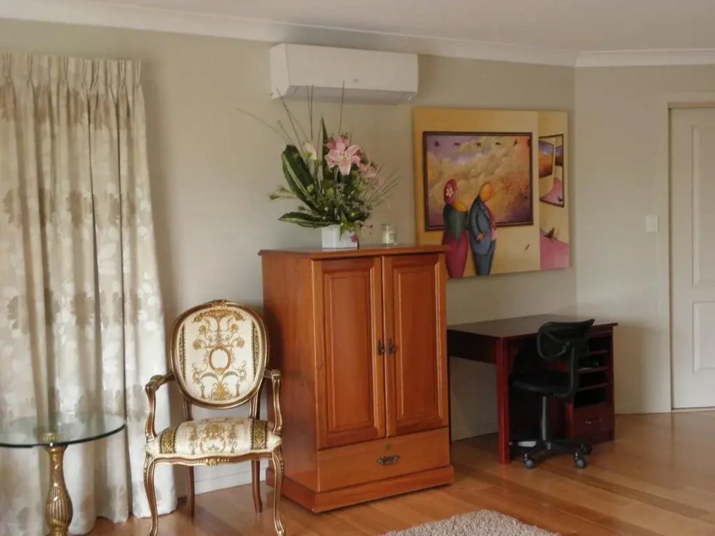 Escape Bed & Breakfast