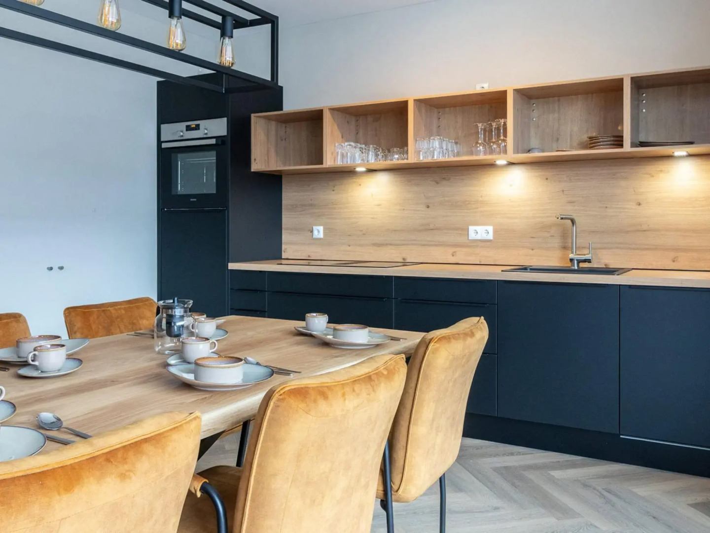 Stylish apartment with sauna, ski area at 600 m