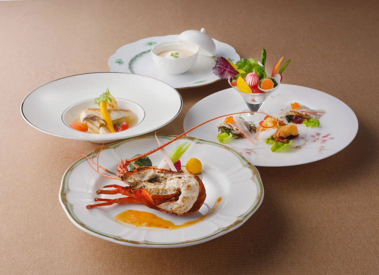 Toba Hotel International