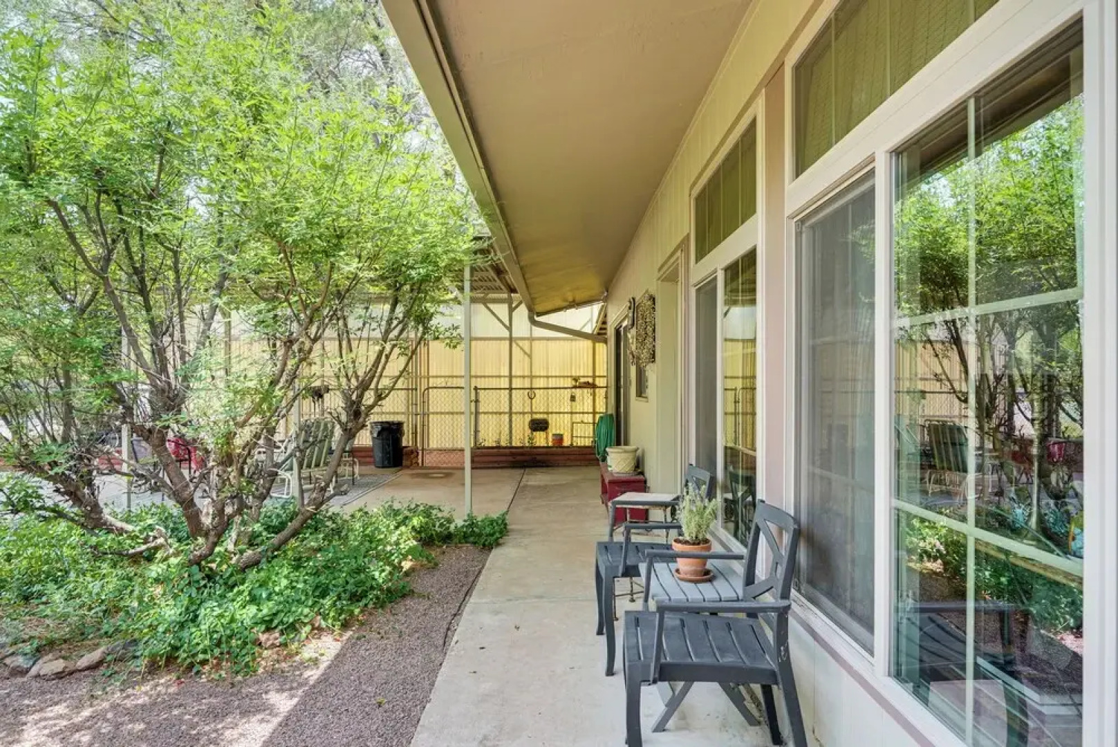 Quiet Home w/ Garden ~ 7 Mi to Patagonia Lake!