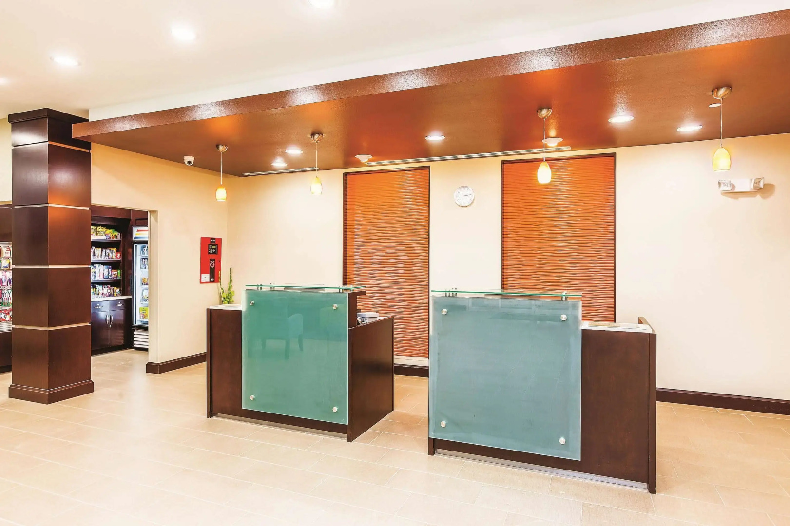 La Quinta Inn & Suites by Wyndham Cotulla