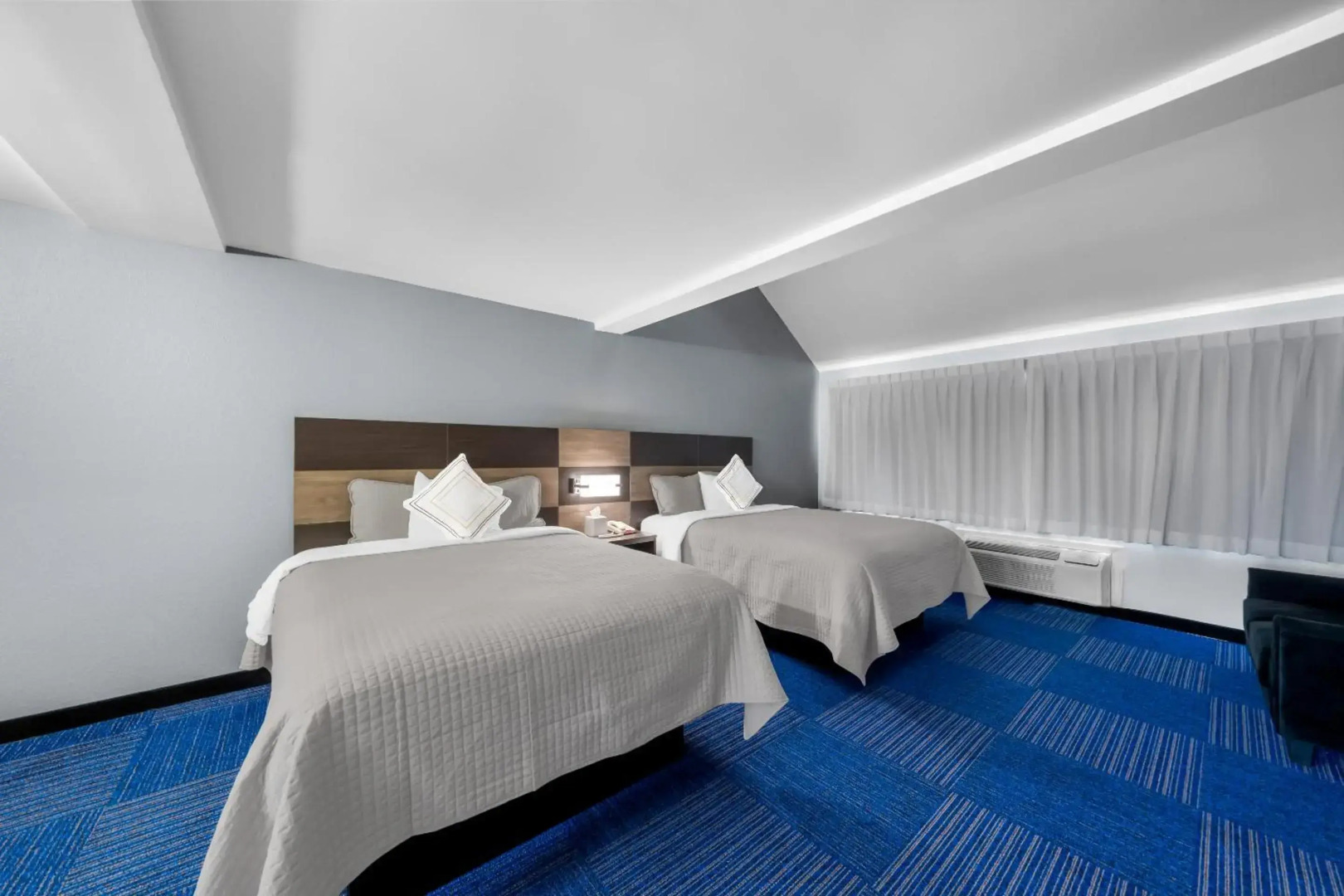 Admiralty Inn & Suites - a Red Collection Hotel