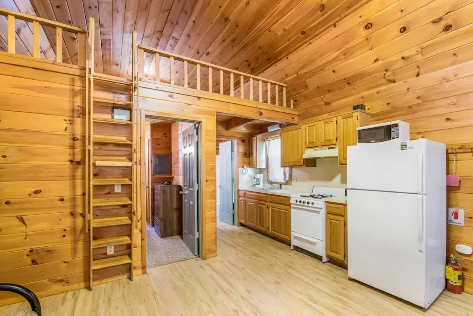 Rondout Valley Camping Resort Deluxe Park Model 13