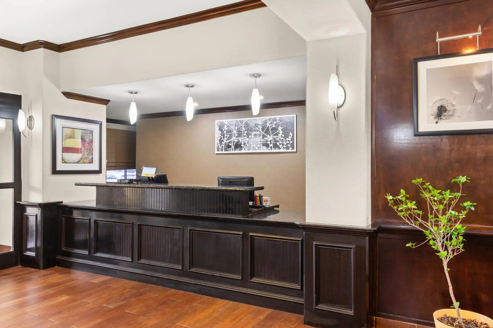 Sleep Inn & Suites Bush Intercontinental - IAH East