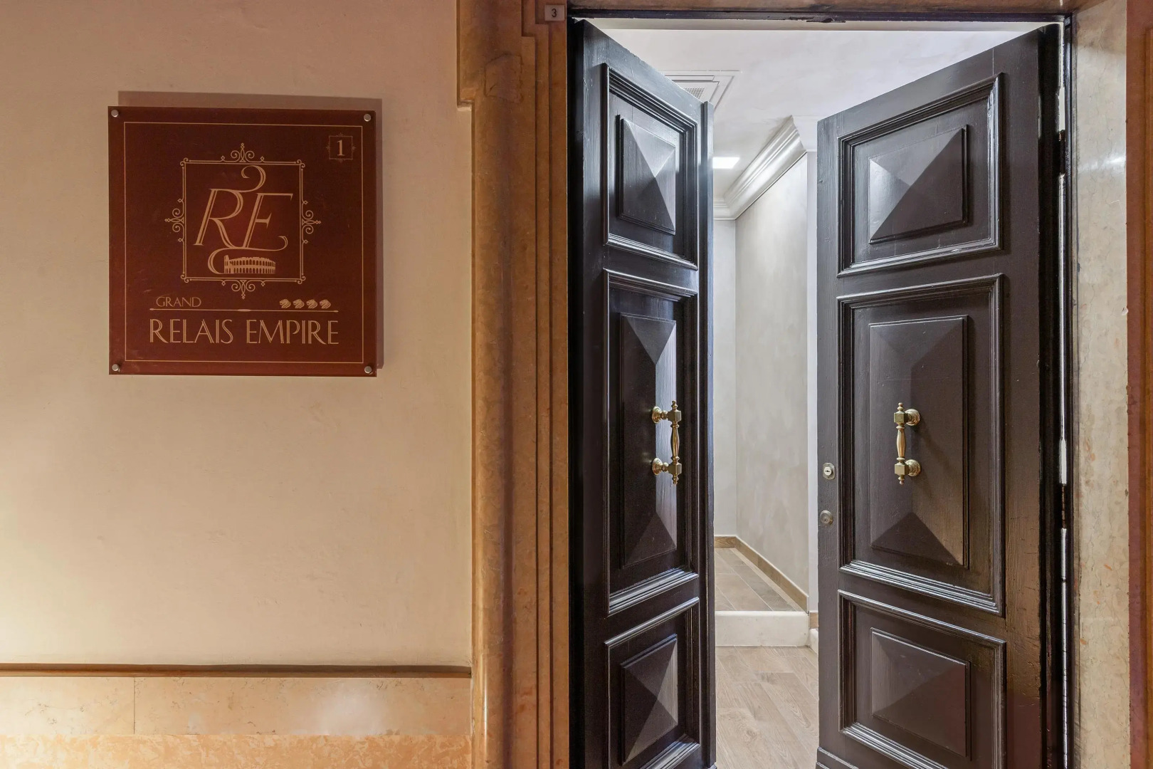 Relais Empire