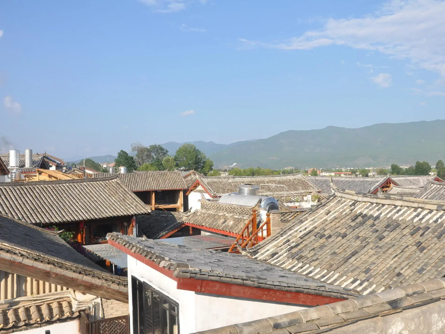 Warm Flowers Guesthouse