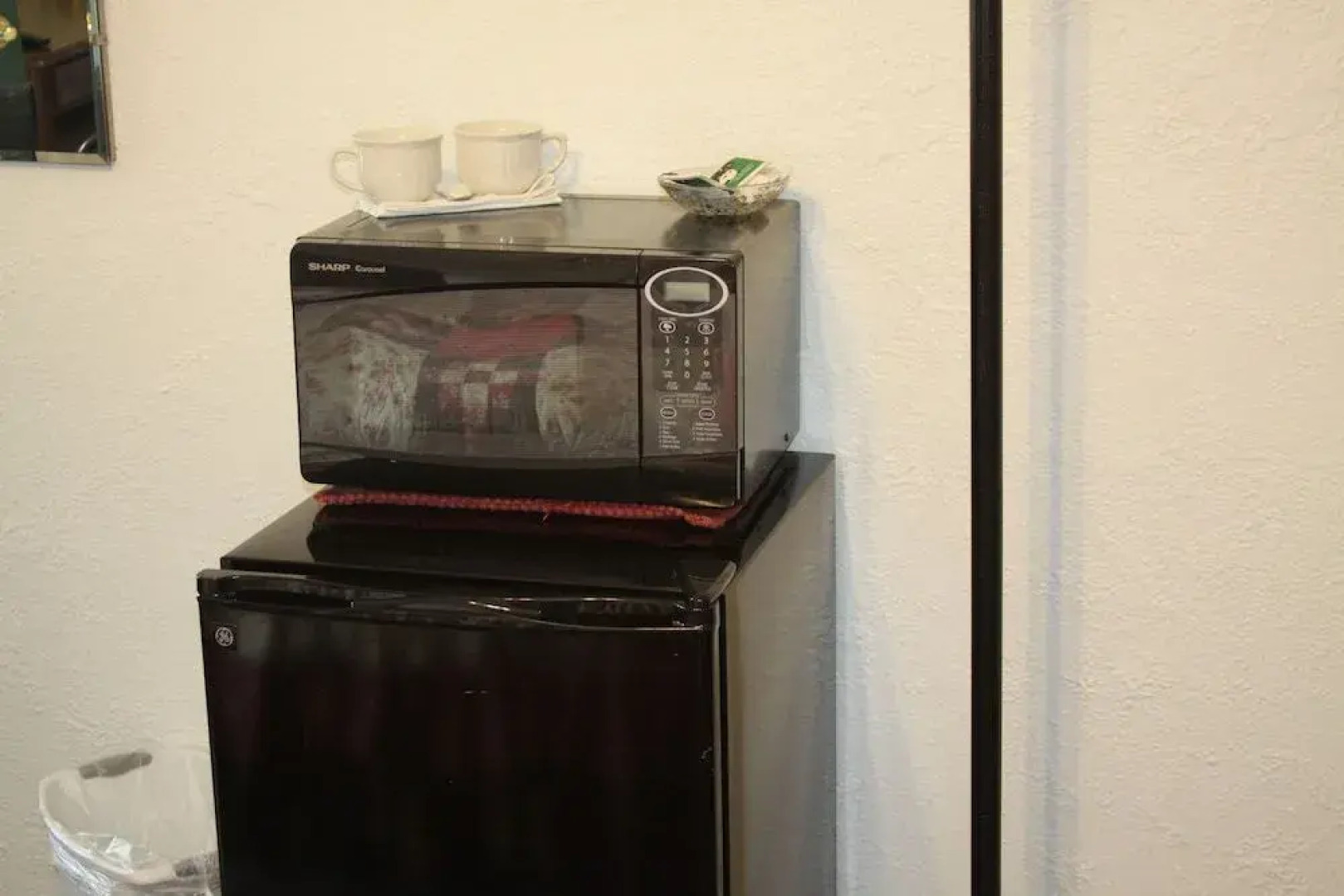 Sleep For Less Motel