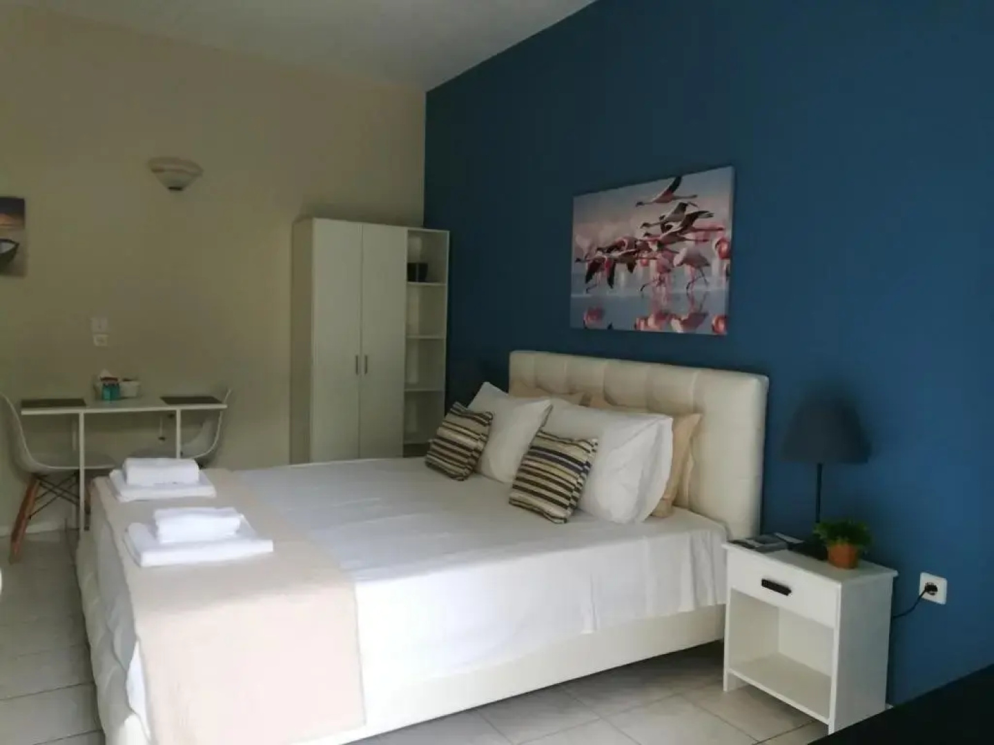Pessada Bay Studios and Apartments