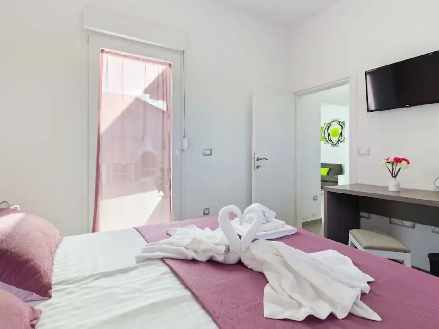 Serene Holiday Home in Novigrad with Private Pool