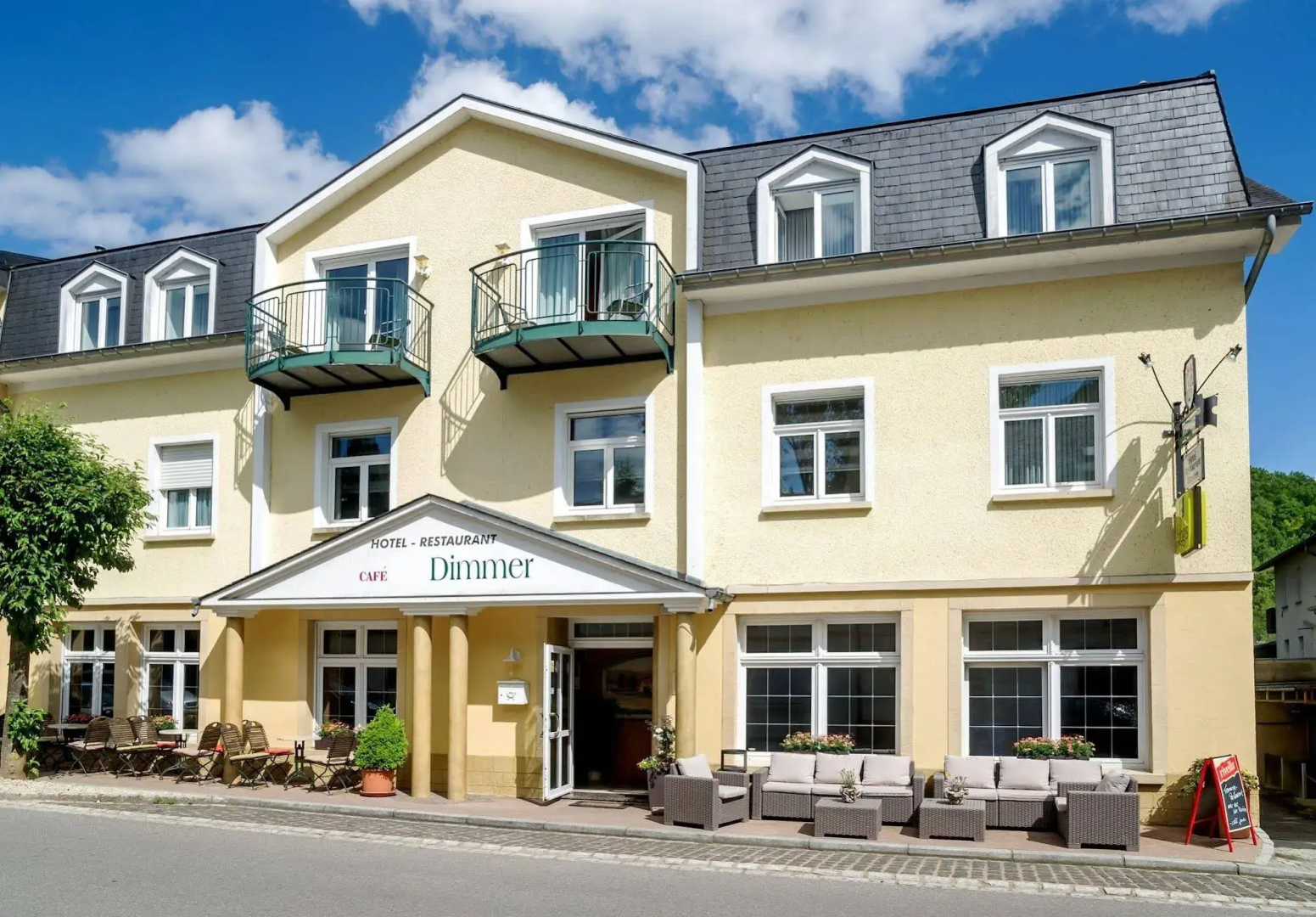 Hotel-Restaurant Dimmer