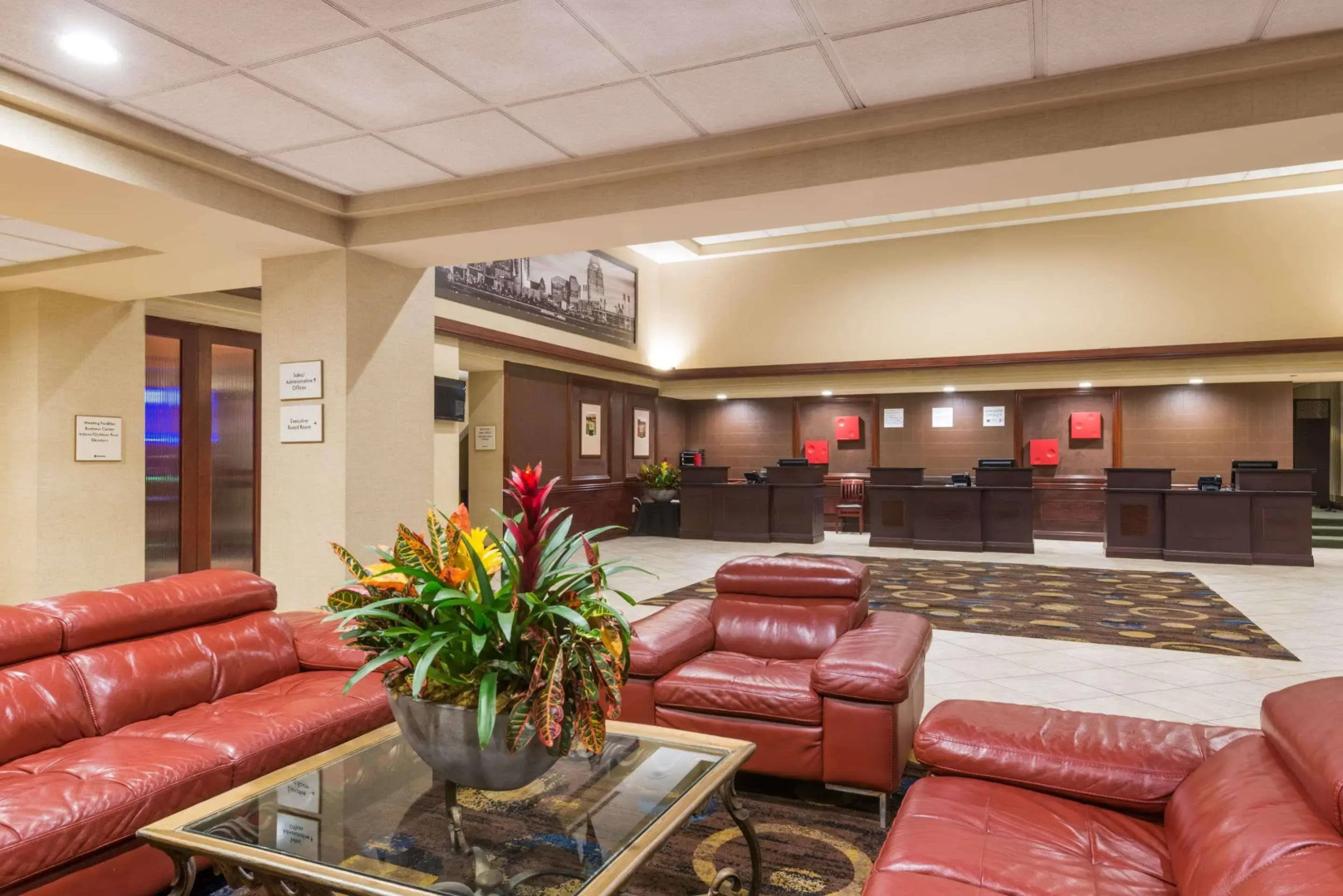 Delta Hotels by Marriott Cincinnati Sharonville