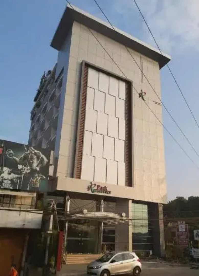 Hotel Park Residency