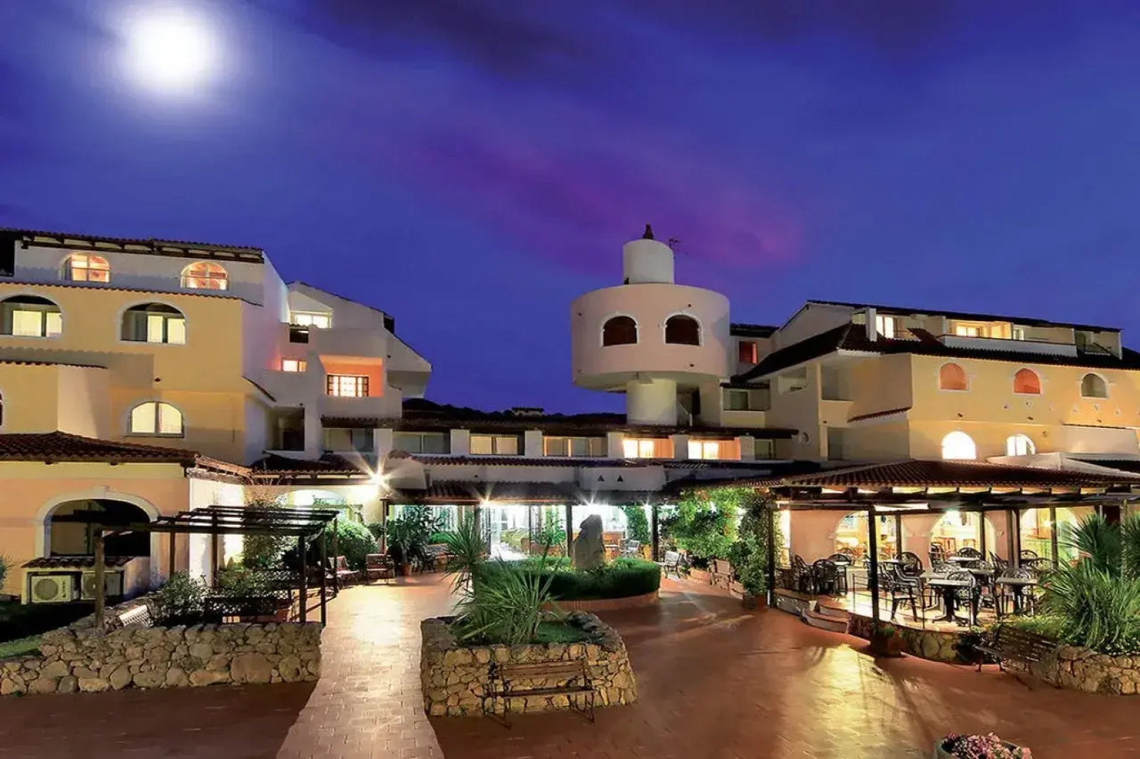 Colonna Beach Hotel Marinella