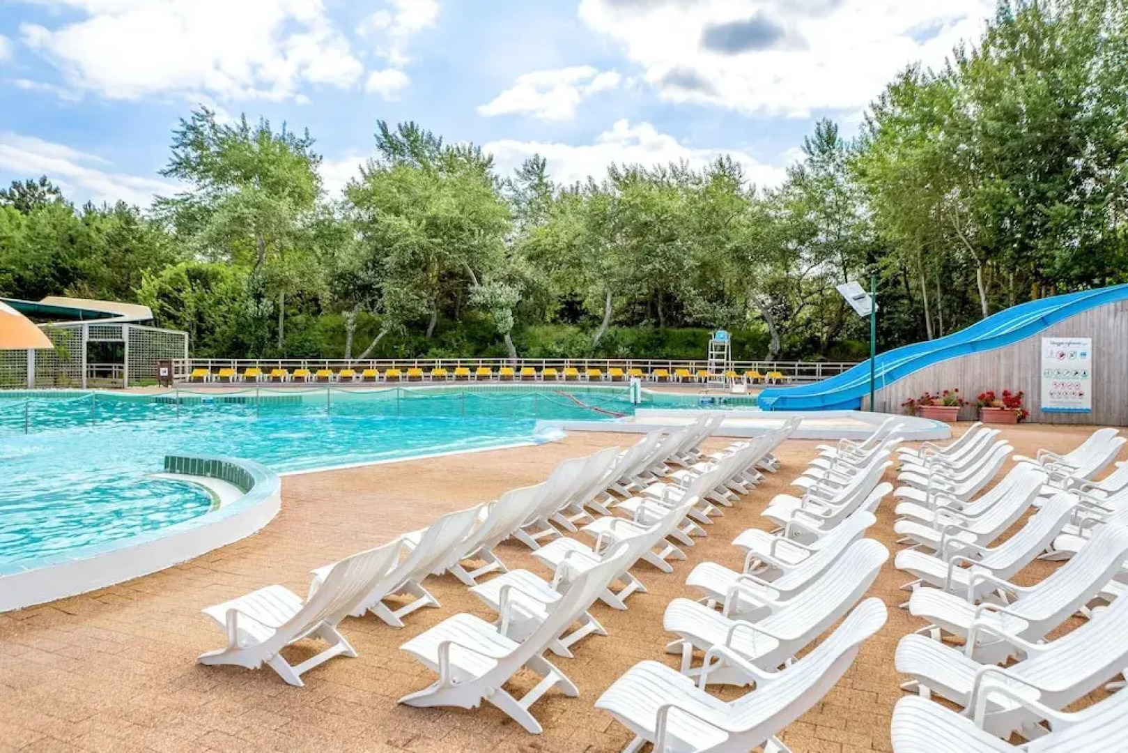 House With 2 Bedrooms in Fort-mahon-plage, With Furnished Terrace