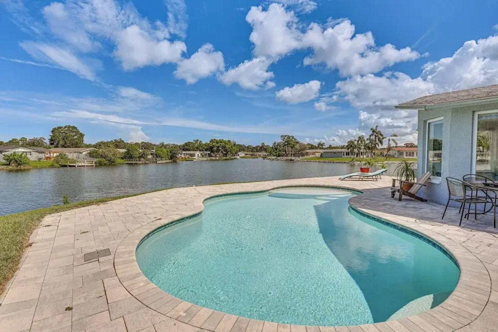 Sunset Views & Hot Tub: Lakefront Holiday Retreat!