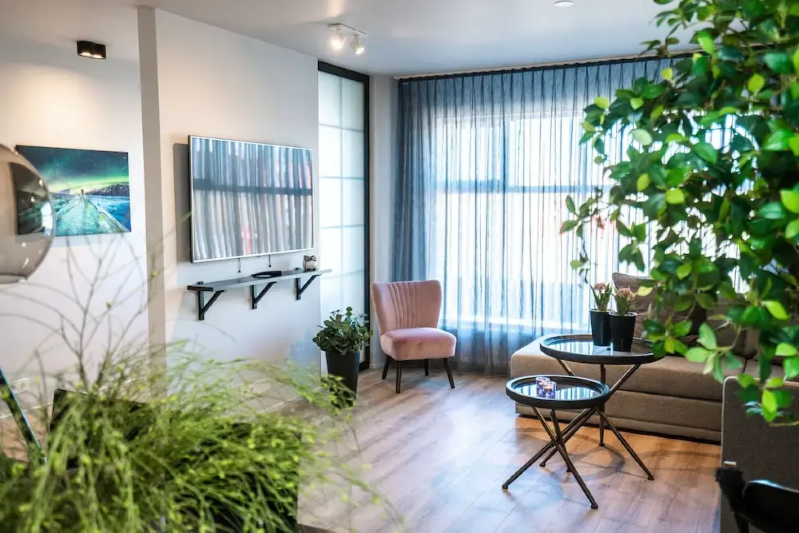 Keflavik Luxury Apartments