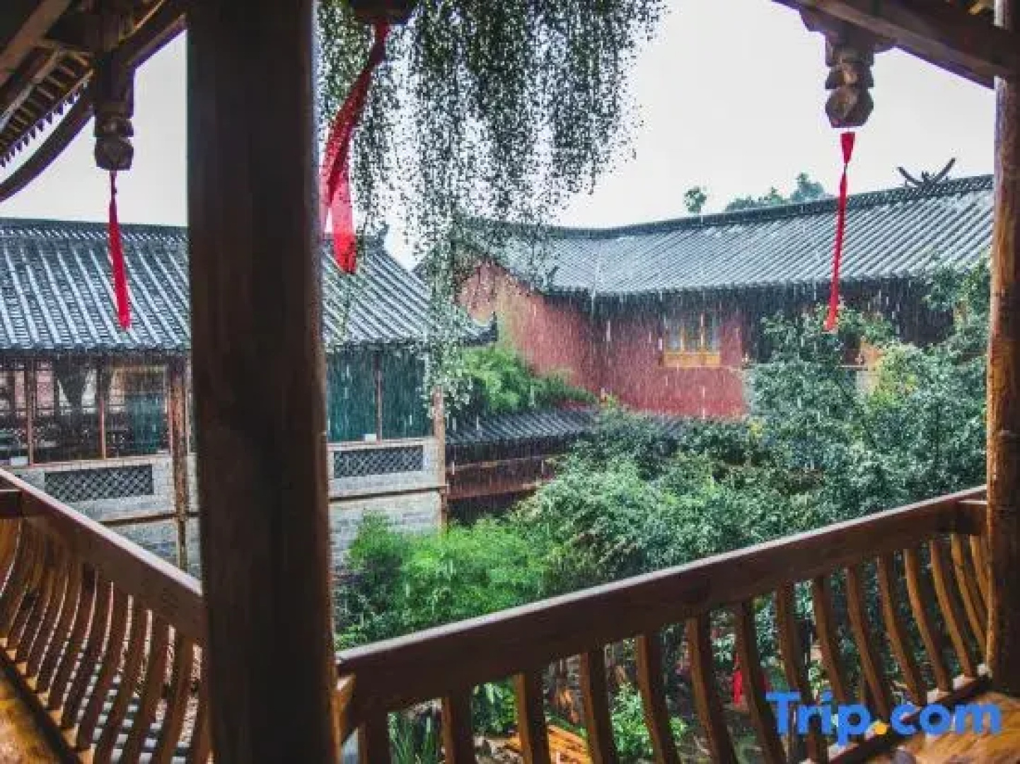 Puzhehei Yidu Homestay (Hehua Daguan Garden)