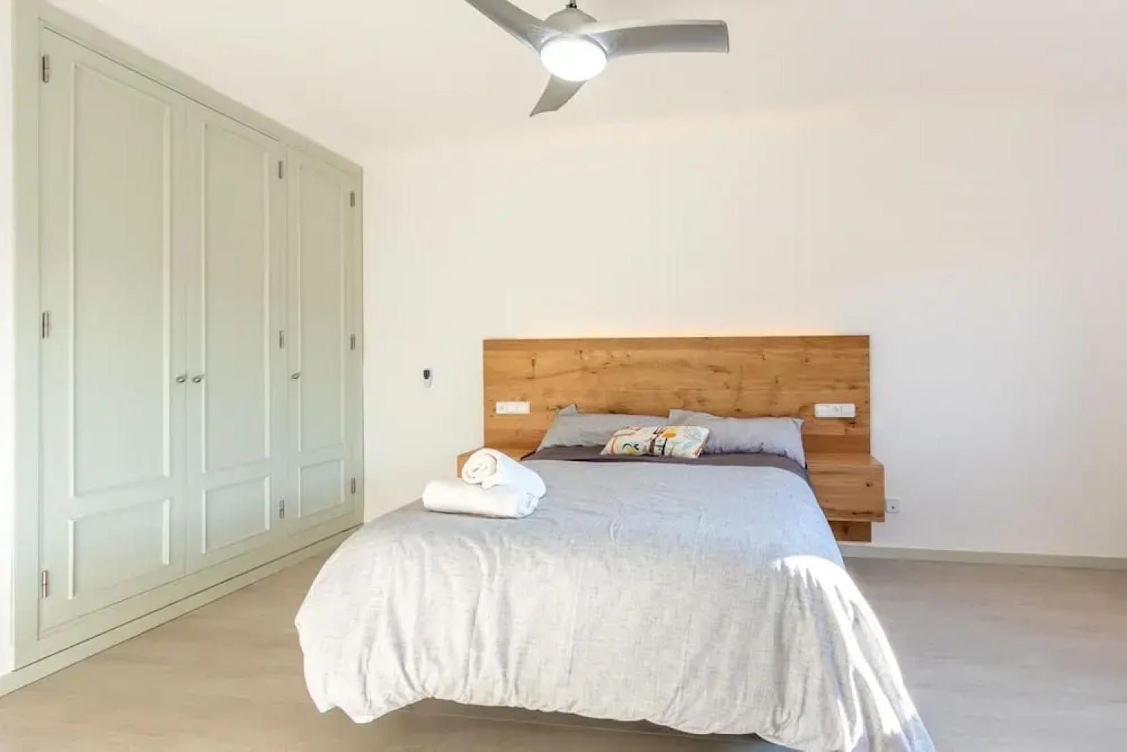 House - 3 Bedrooms with Pool and WiFi - 107616