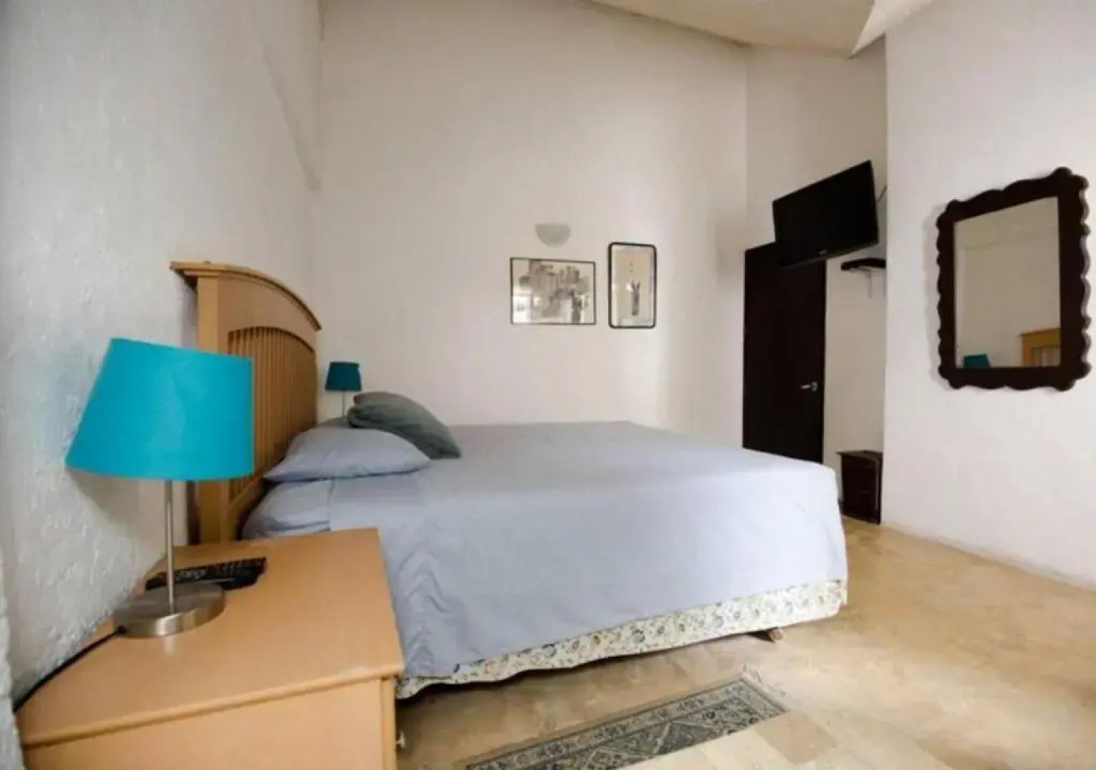 7BR Impresionante Casa De LAGO Con Alberca