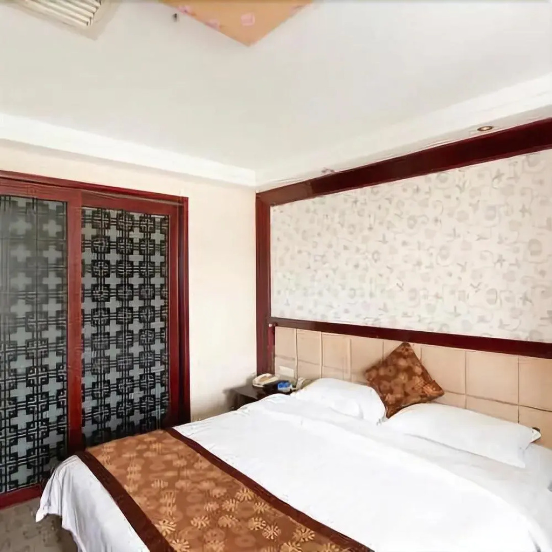 Wuyuan Qinghuawu International Hotel