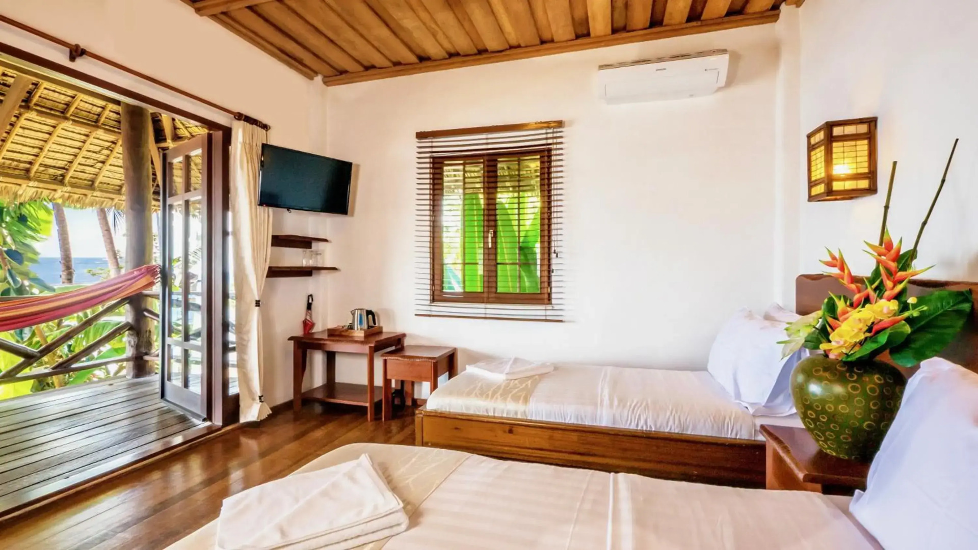 Atlantis Dive Resort Dumaguete