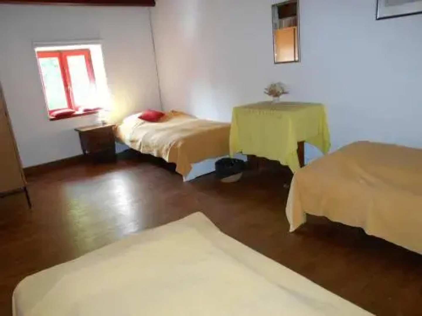 Les Hirondelles Chabanol