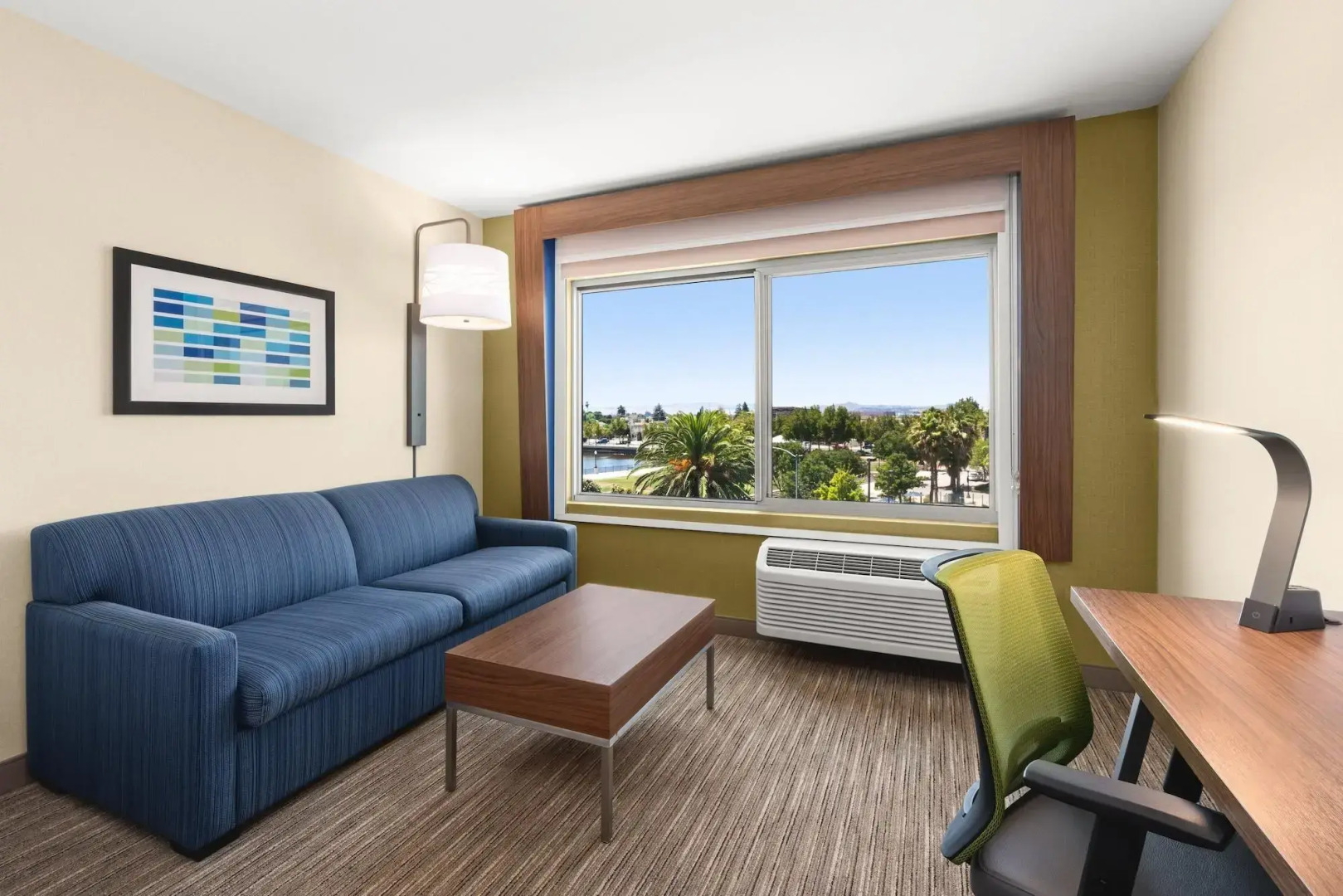 Holiday Inn Express & Suites Suisun City by IHG