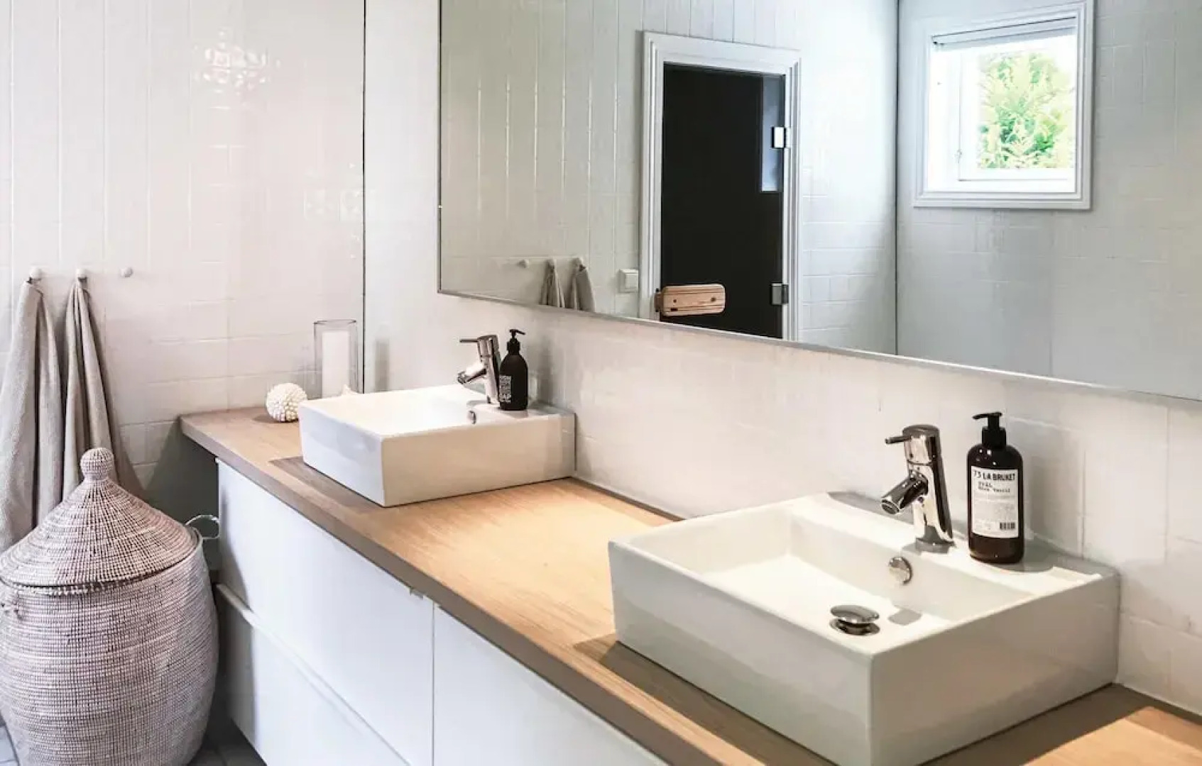 Stunning Home in Lindesnes With 4 Bedrooms and Sauna