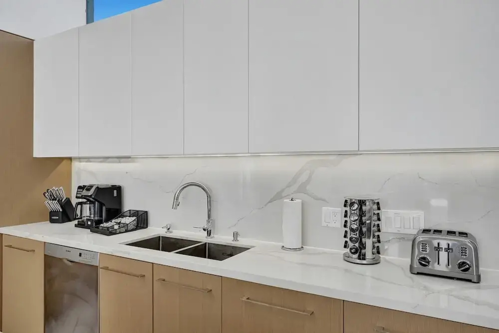 Sophia's Luxury Compound Resort w/ Heated Pool!