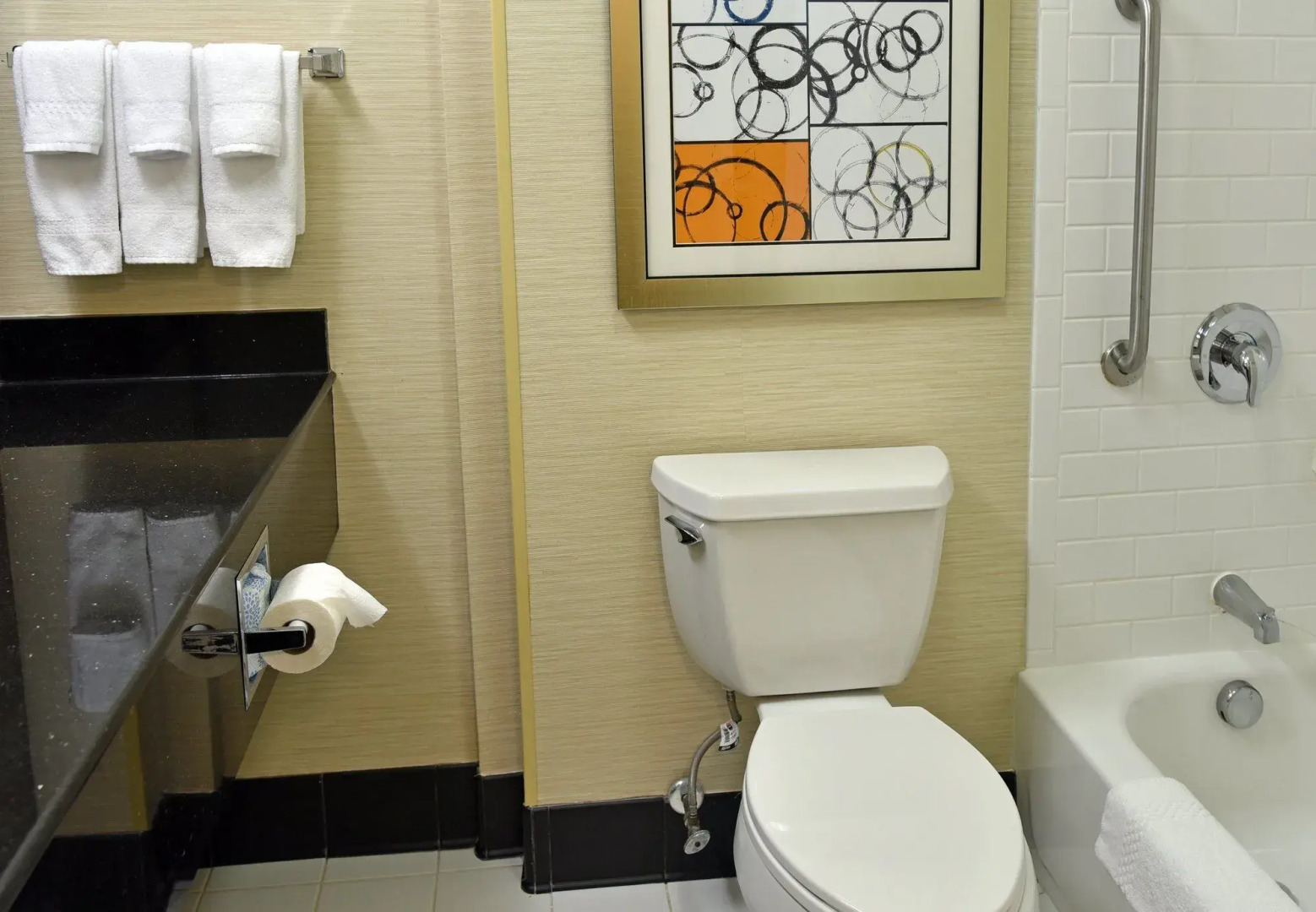 Fairfield Inn & Suites Hartford Airport