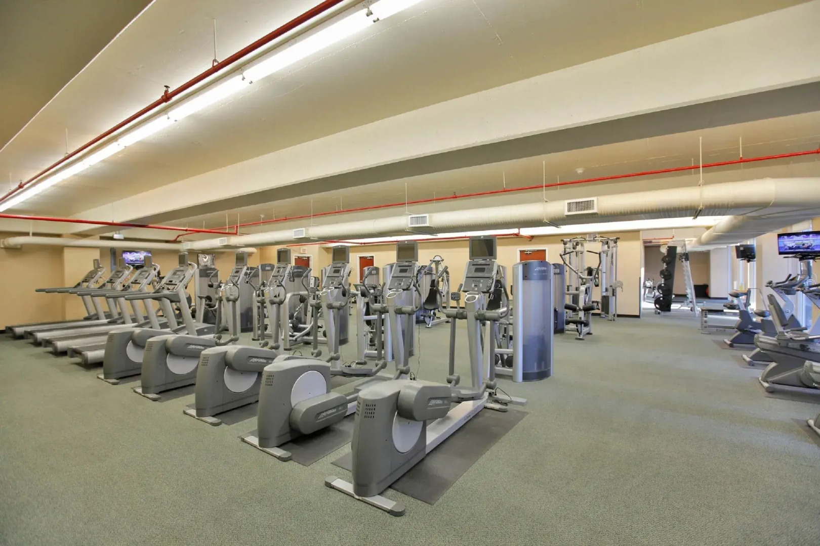 Majestic Beach Resort by Panhandle Getaways