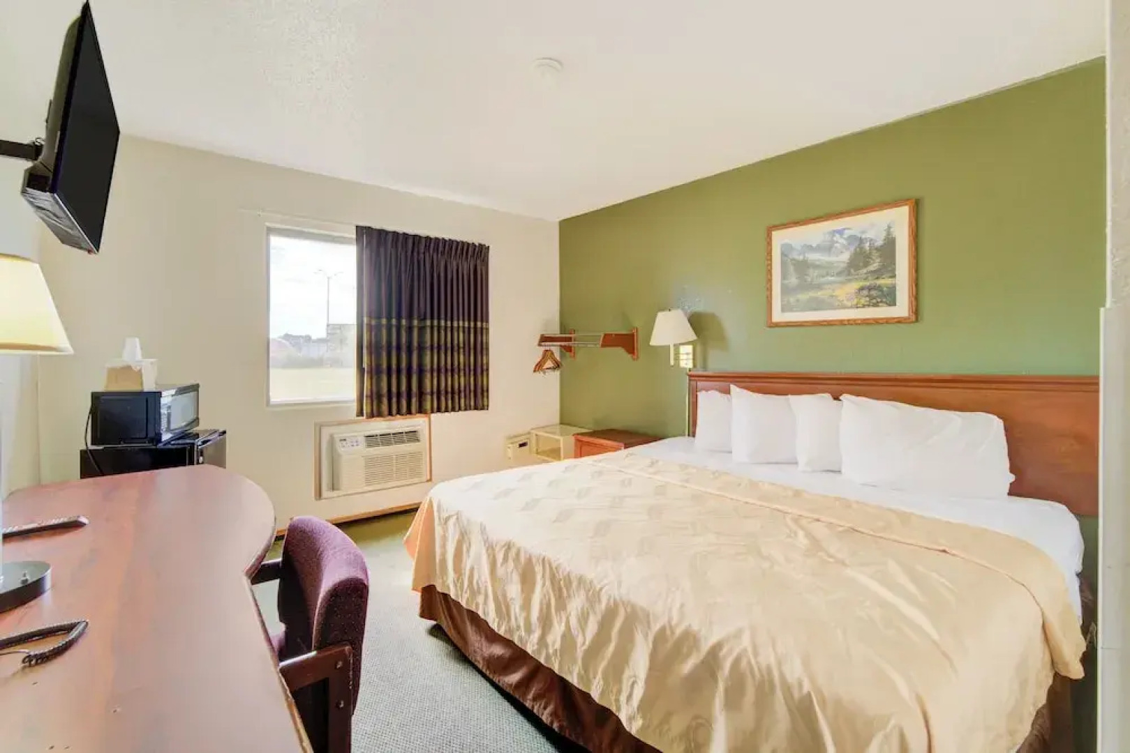 Capital O Amerihost Inn and Suites Kingdom City Hwy 54 MO