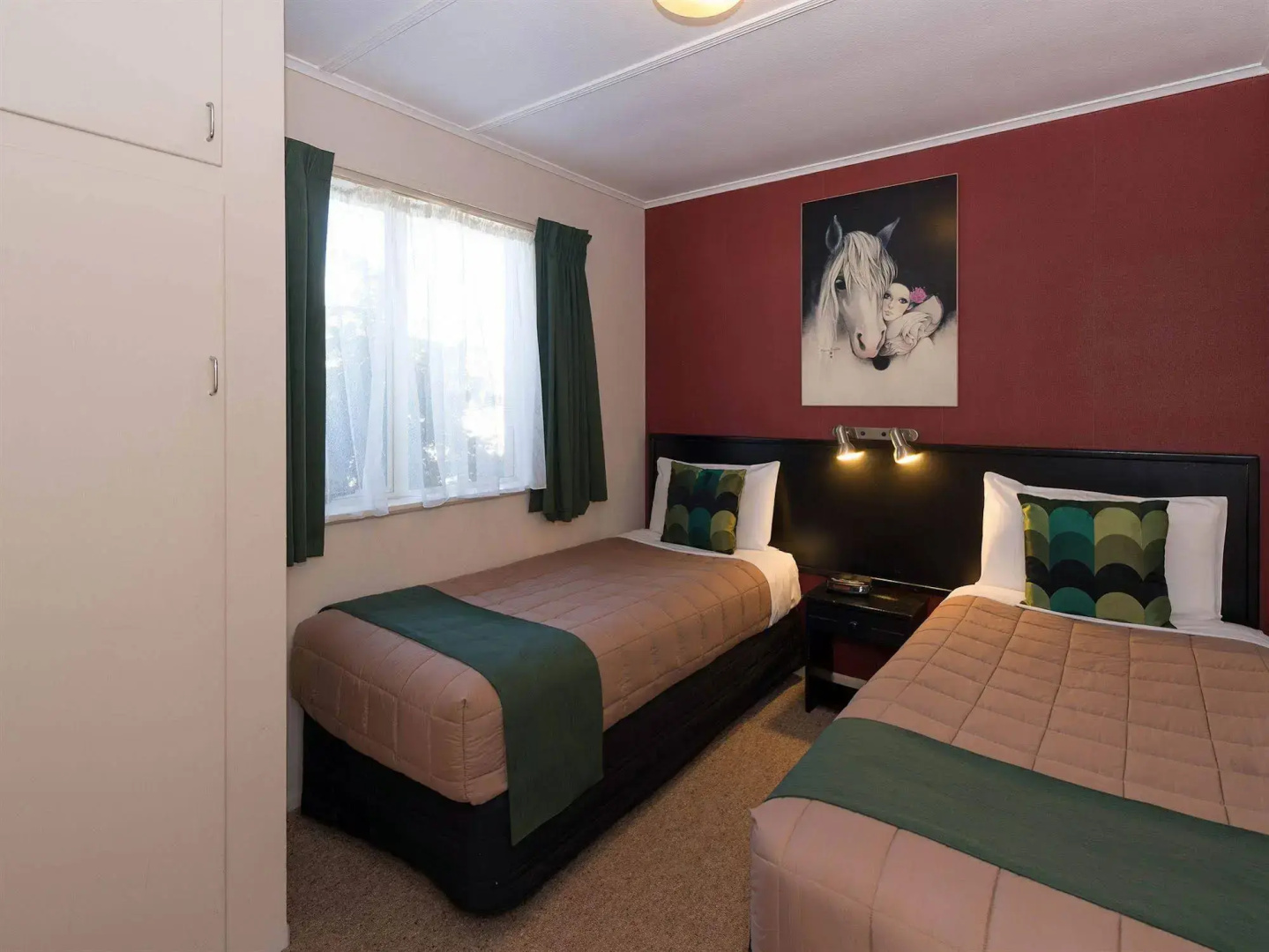 MALFROY motor lodge Rotorua - Accommodation and Mineral Pool