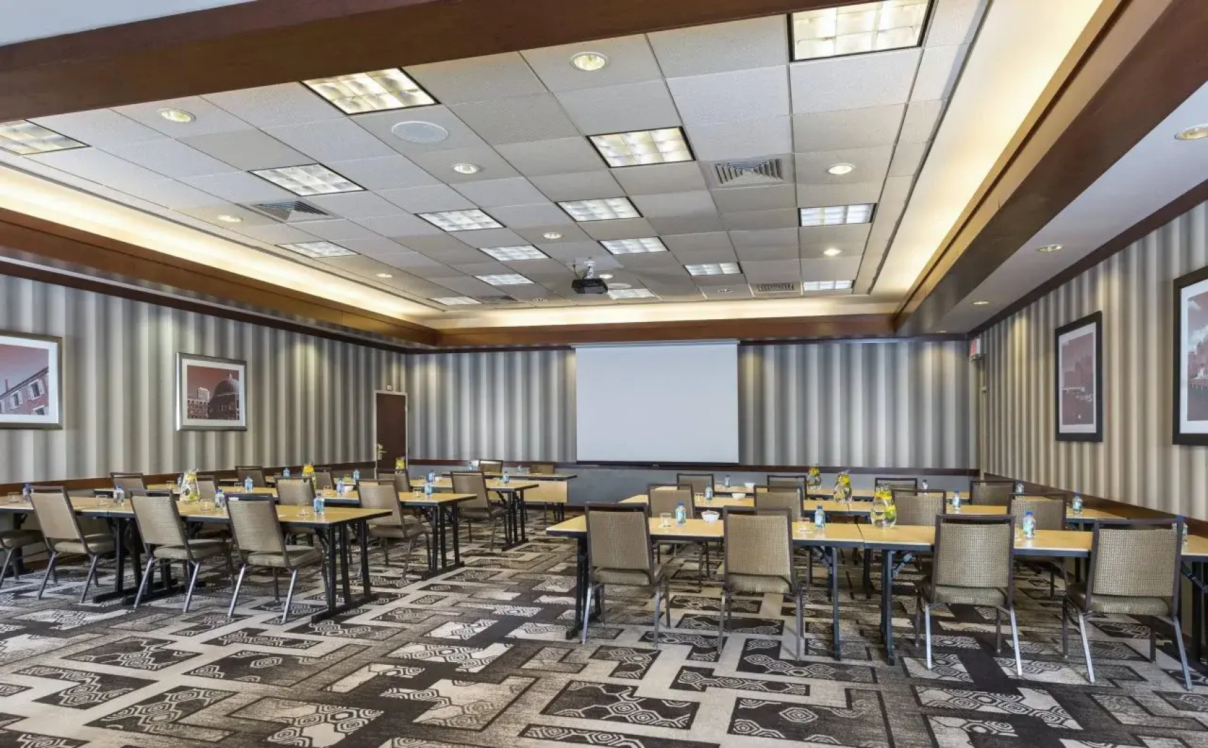 Courtyard by Marriott Woburn/Boston North
