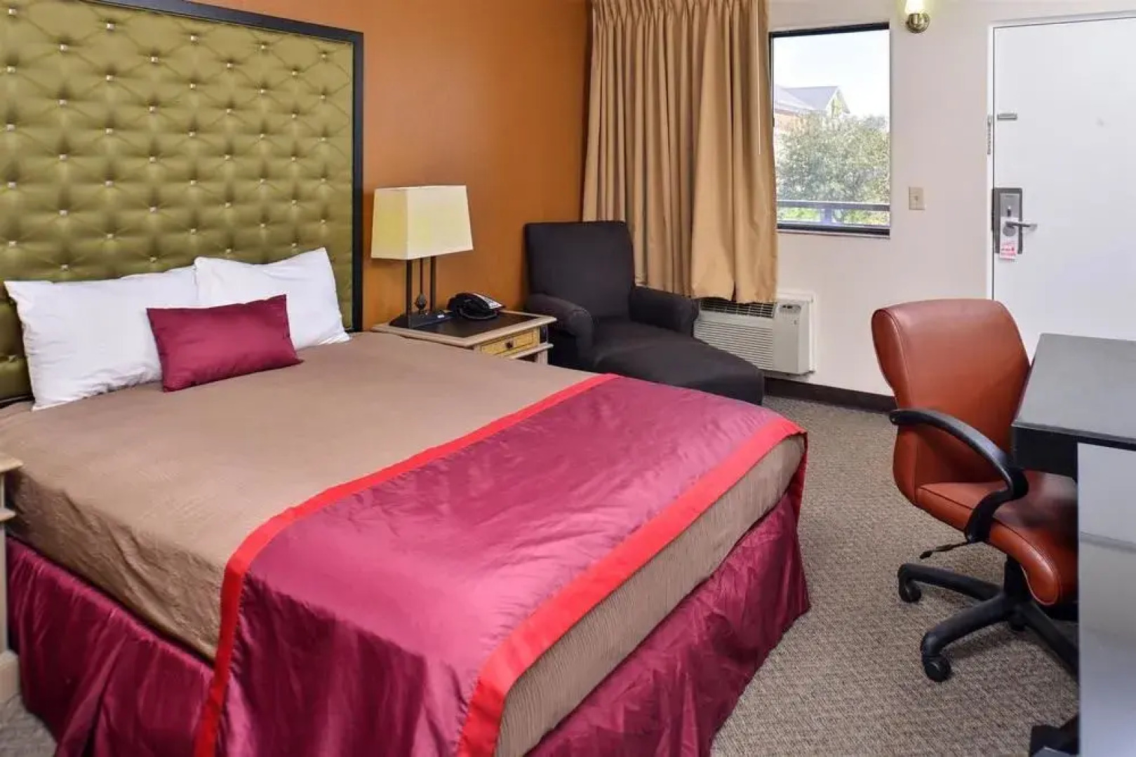 Red Coach Inn and Suites Grand Island NE