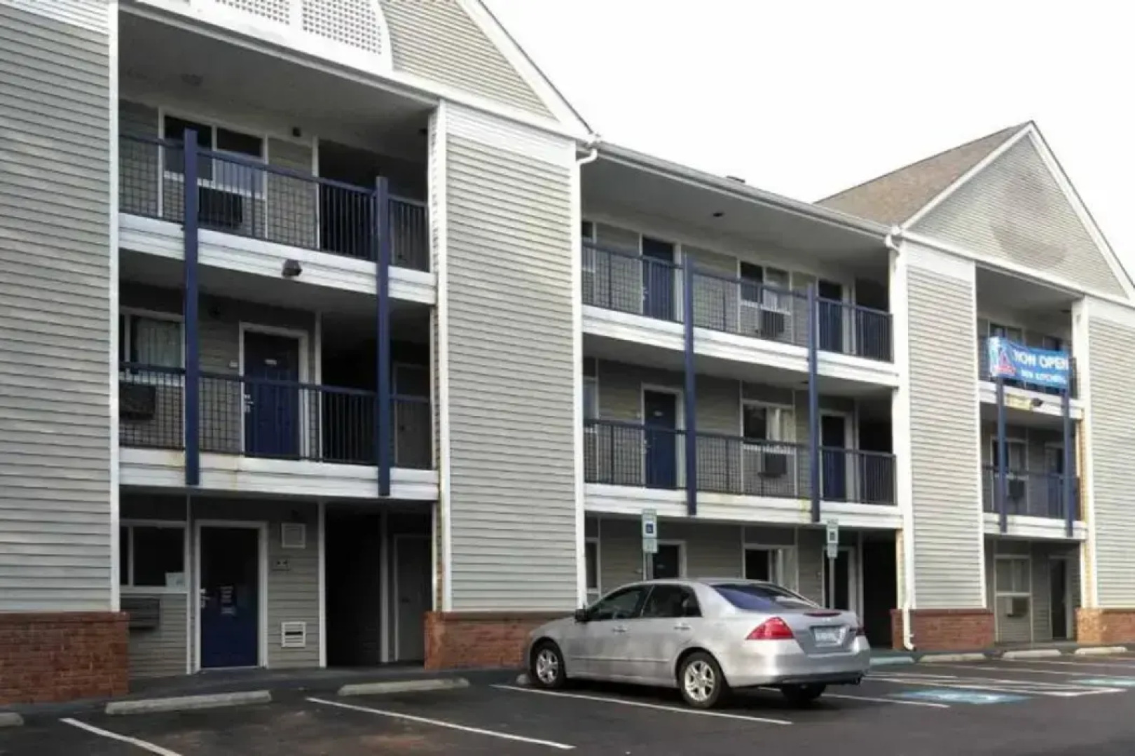 Motel 6 Greensboro, NC - I-40