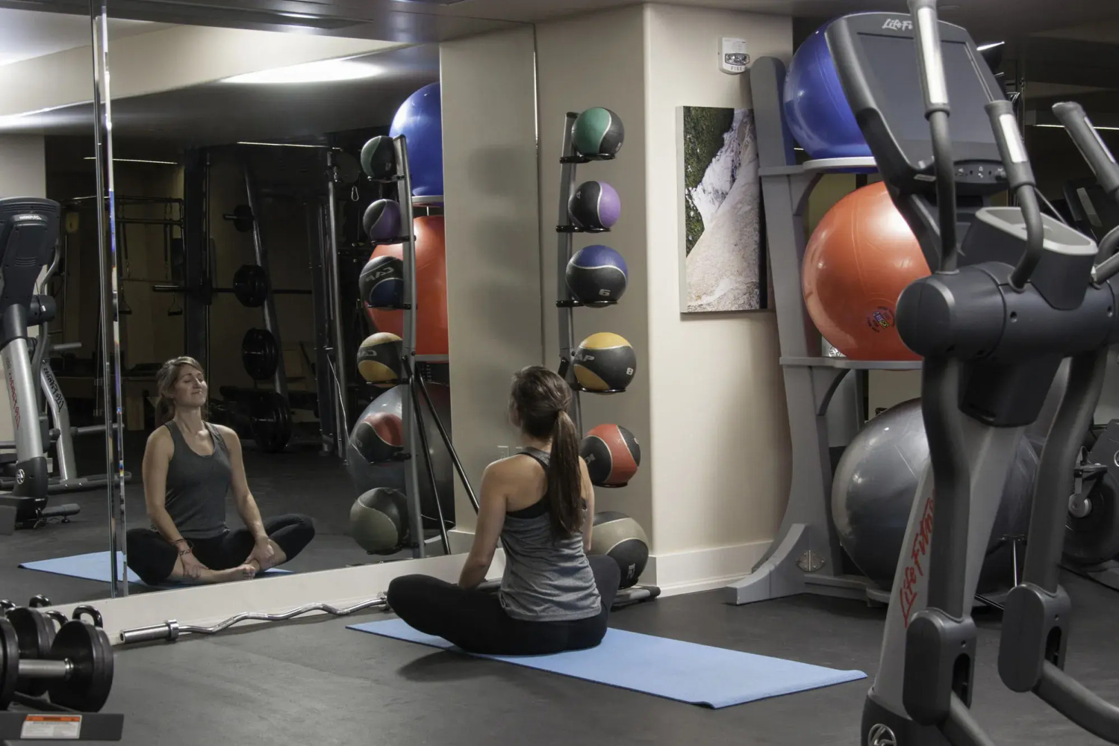 Element 52, Auberge Collection