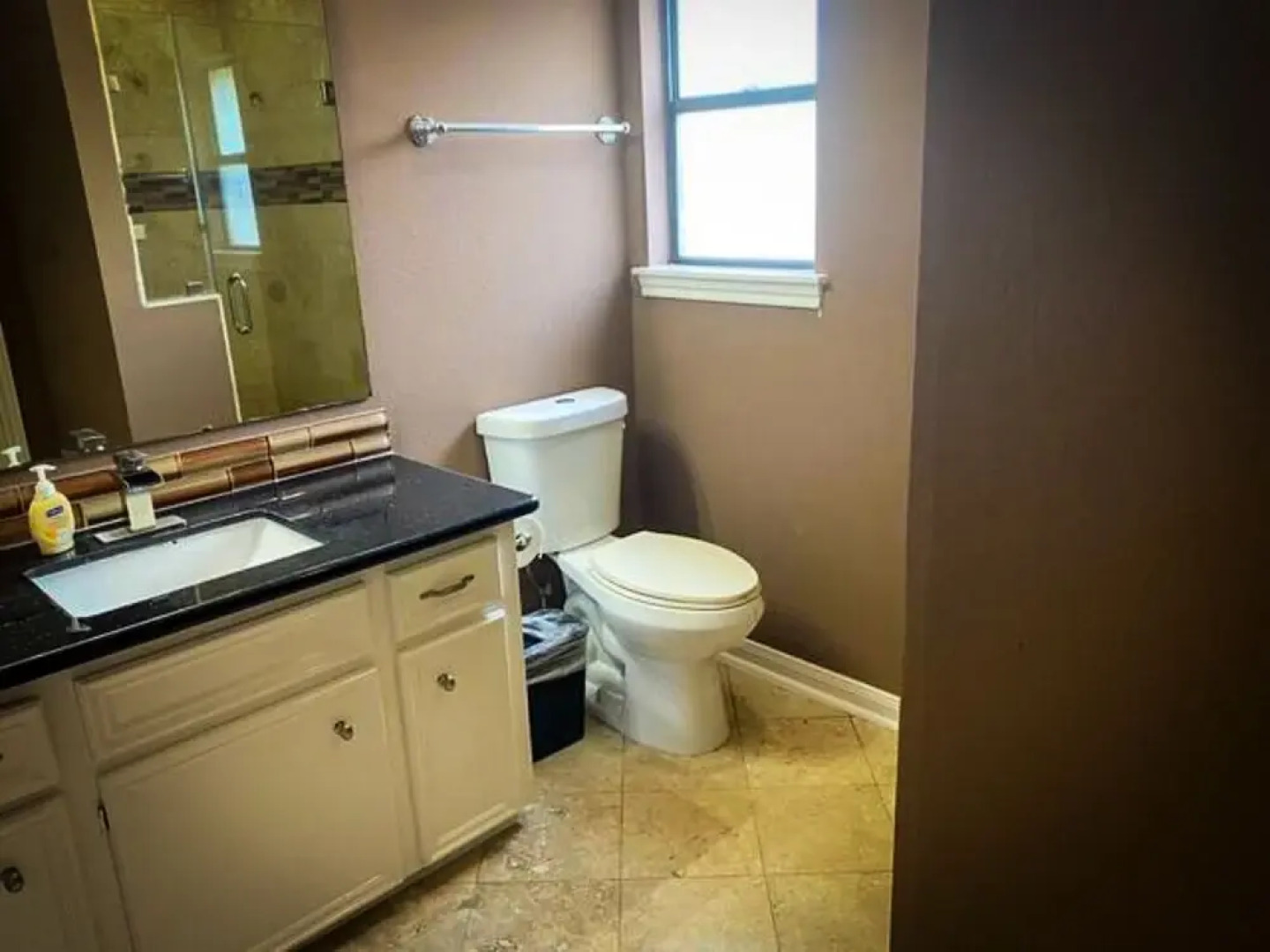 4Bdrm 3.5Bath 8Beds - Pool House