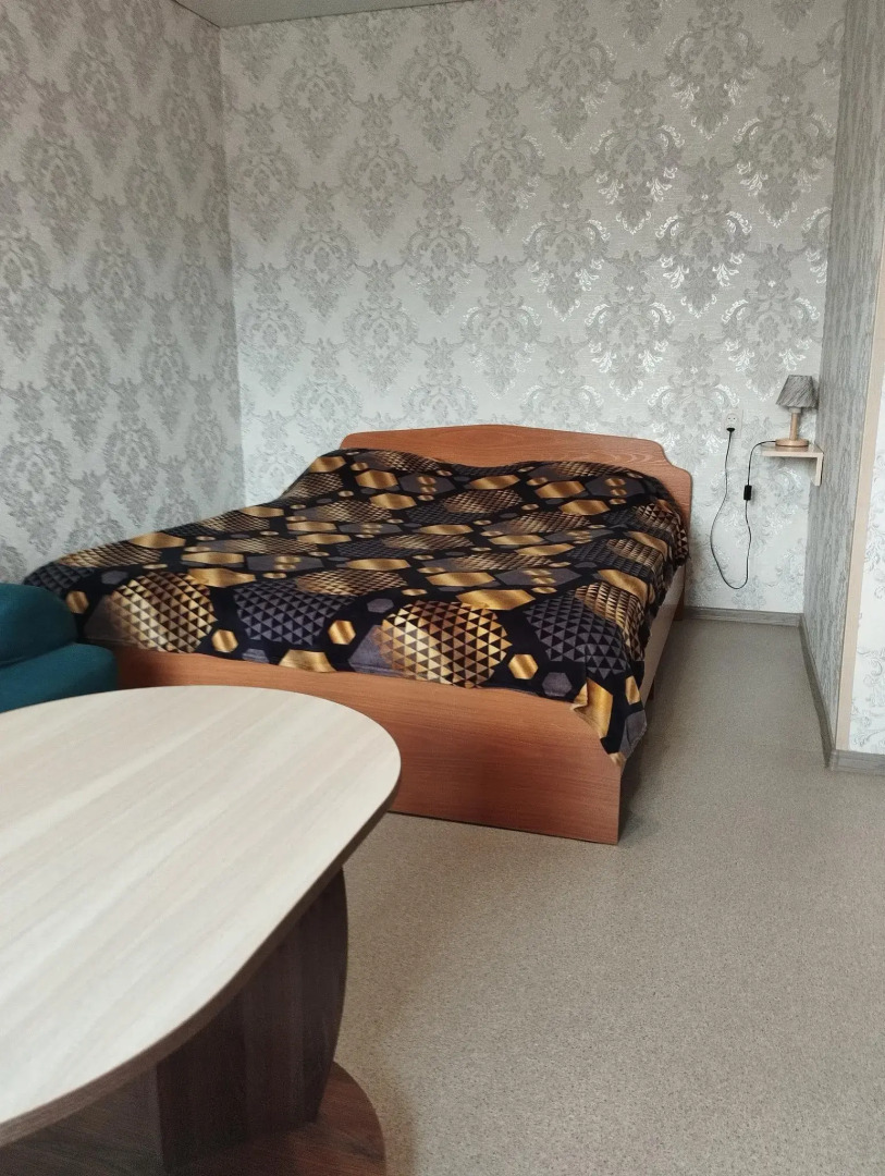 Апартаменты на проспекте Коммунистический 65