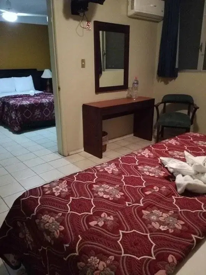 Hotel Dinastia Colima