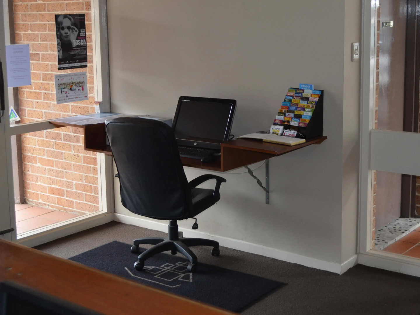 Country Comfort Amity Motel