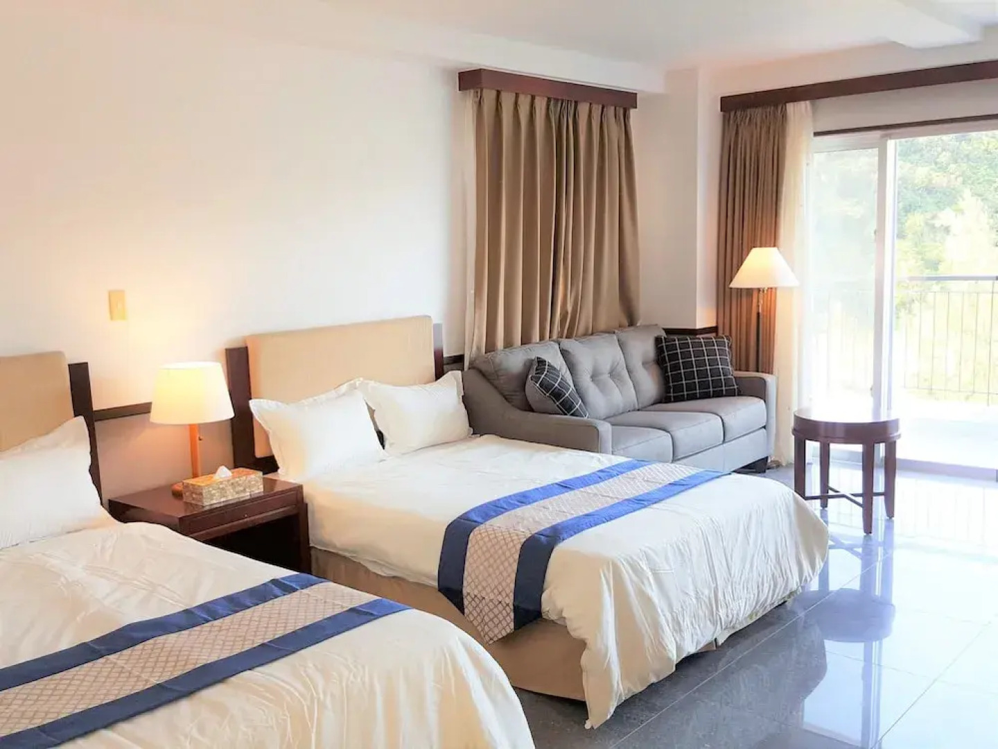 Dot Hotel Higashison