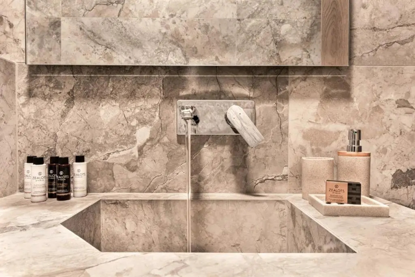 Macrame Luxury Suites