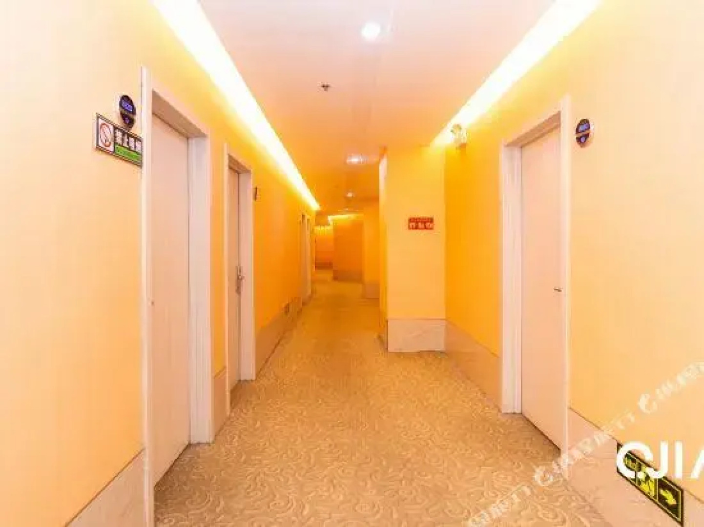 Tianshun Kaixuan Business Hotel