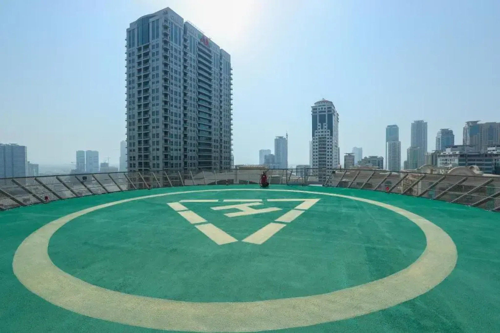 Royal Grand Suite Hotel