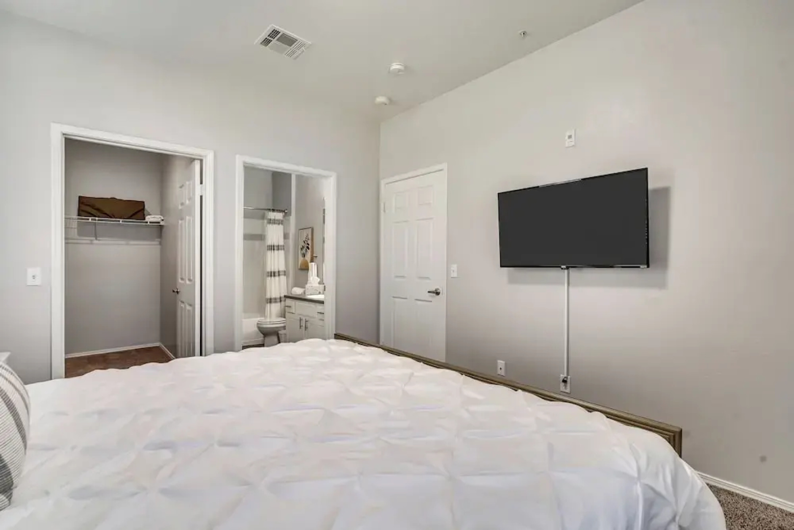 Mountain View by Cloud Dream Homes