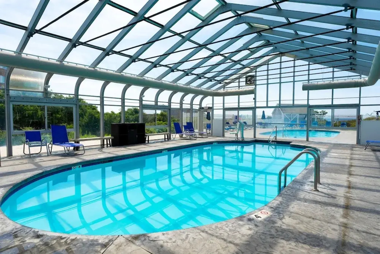 Edgewater Beach Resort, a VRI resort