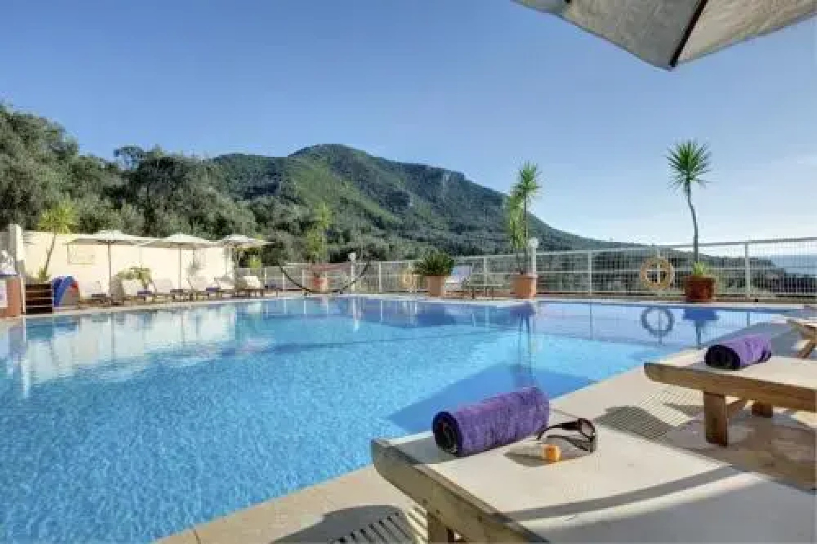 Paramonas Villa 0 Pool Air Con WiFi