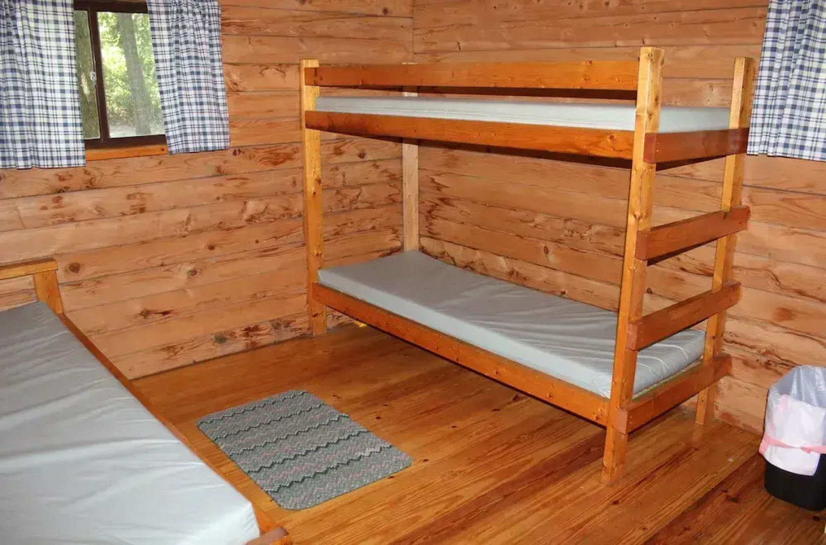 Appalachian Camping Resort Cottage 5